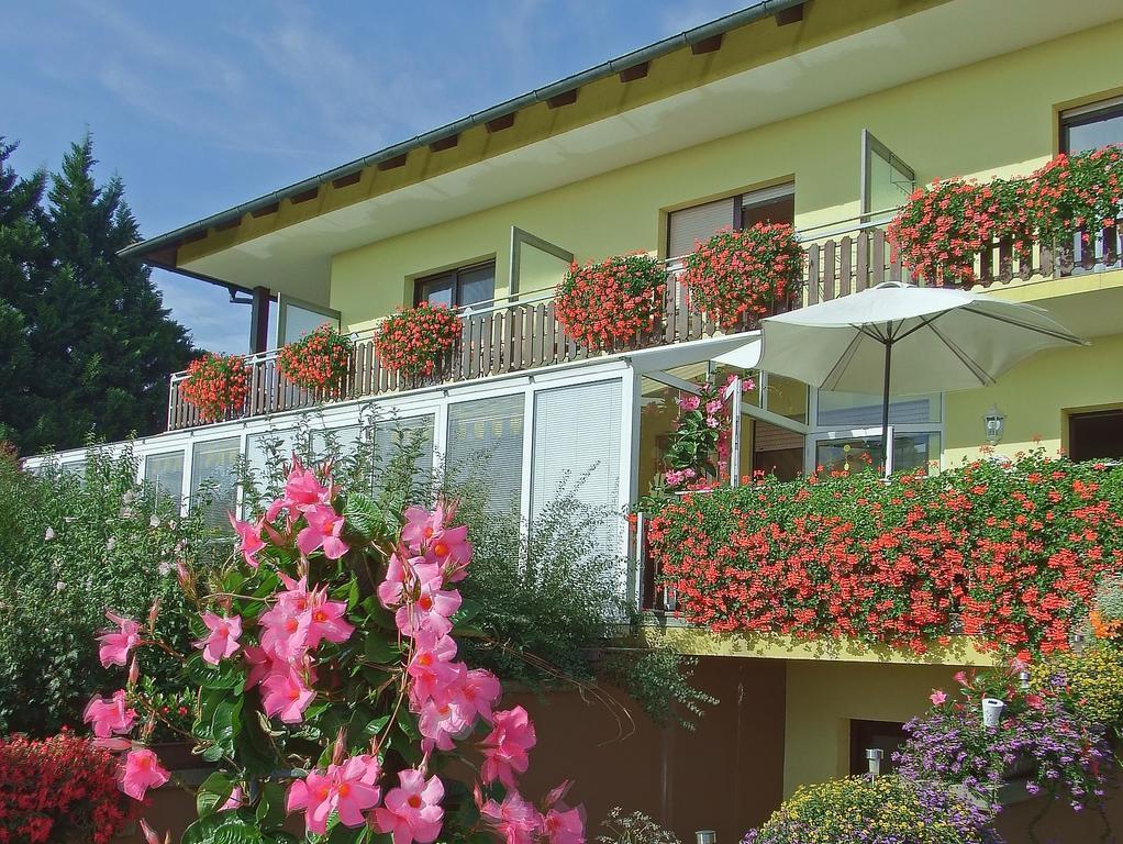 Haus Margarethe Hotel Moerbisch Am See Exterior photo